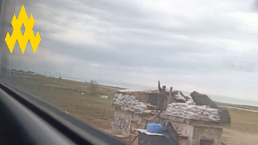 По всему Крыму оккупанты активизировали строительство укреплений: к чему готовятся (ФОТО) По всему Крыму оккупанты активизировали строительство укреплений: к чему готовятся (ФОТО)