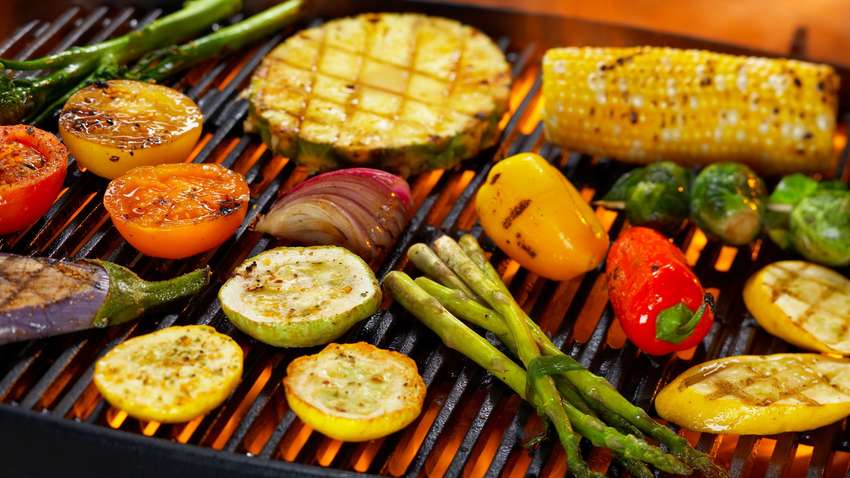 Як замаринувати овочі для гриля: рецепт медової заправки