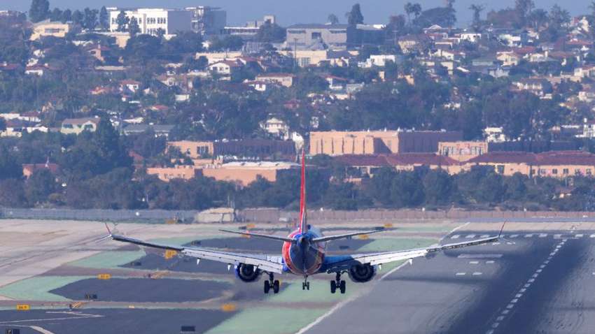 Катастрофический авиационный кризис: компании предупреждают, что 5G может привести к неисправности самолетов