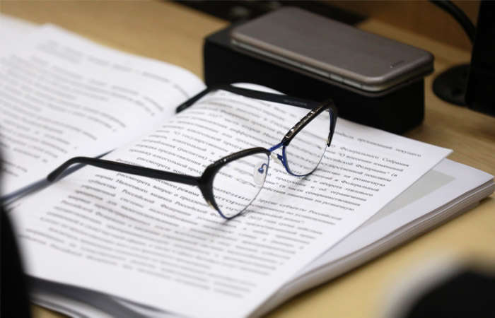 Рабочая группа по урегулированию конституционного кризиса зарегистрировала в Раде два законопроекта Рабочая группа по урегулированию конституционного кризиса зарегистрировала в Раде два законопроекта