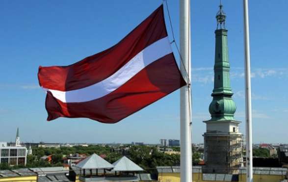 Гражданам Латвии посоветовали не ездить в РФ: что произошло