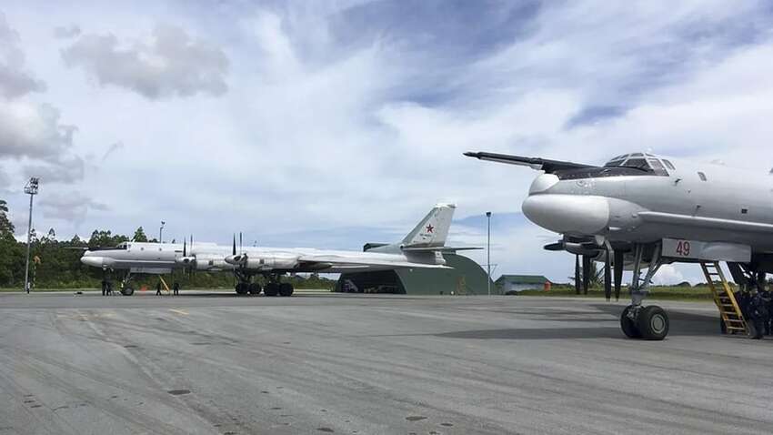 Чи зможе РФ відновити хоча б один літак після "Павутини": які шанси у росіян захиститися