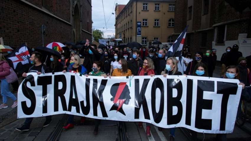 В Польше окончательно запретили аборты - последствия (Фото) 