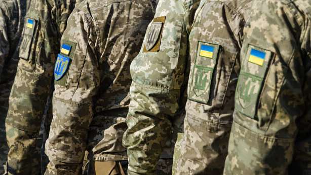 Катастрофічно не вистачає людей: у ВР виступили за мобілізацію з 20 років