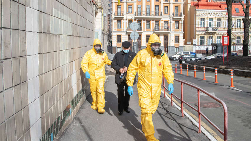 Всеукраинский карантин из-за коронавируса и антикризисный план РФ: каким будет этот четверг