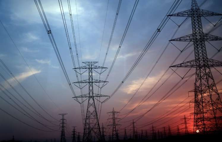 Кому належать обленерго України