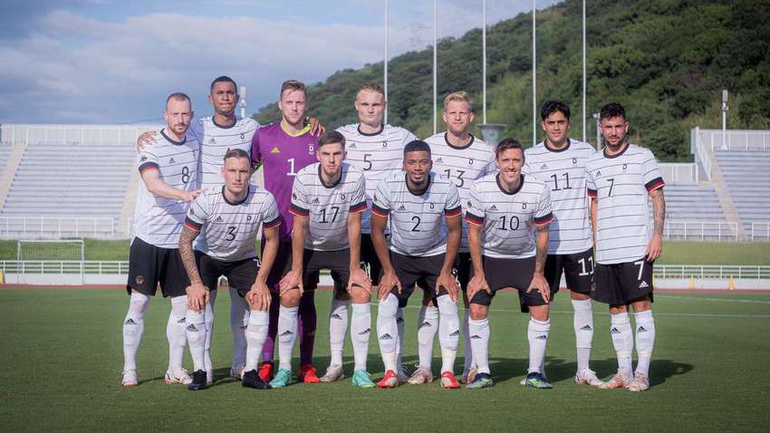 Чому німецькі футболісти на Олімпіаді зіграють у траурних пов'язках