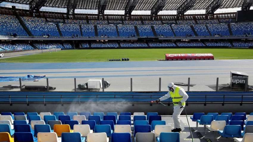 Минздрав разрешил присутствовать зрителям во время футбольных матчей: известны требования Минздрав разрешил присутствовать зрителям во время футбольных матчей: известны требования