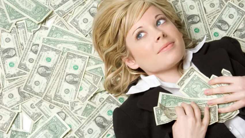 “Гроші буквально тікають із дому”: названо 6 промов, які блокують грошову енергію