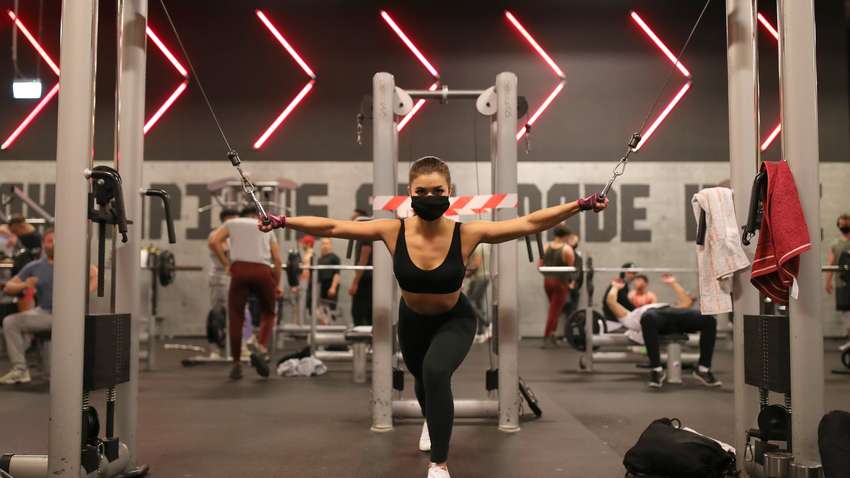 Чи потрібна маска під час спортивних занять: ВООЗ дала відповідь