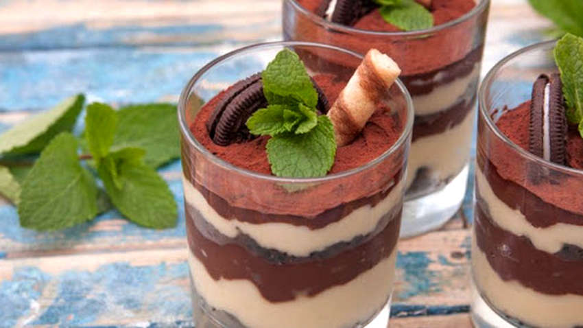 Красиво и вкусно: рецепт слоеного десерта без выпечки