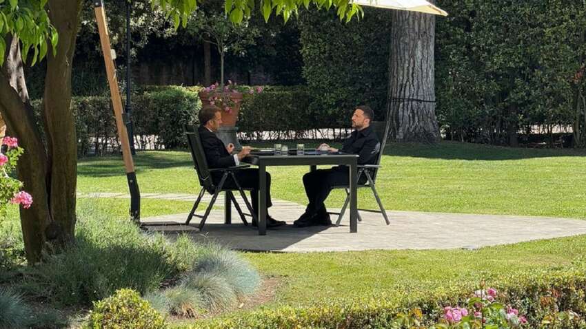 "Дело за вами": Макрон после встречи с Зеленским озвучил ультиматум Путину "Дело за вами": Макрон после встречи с Зеленским озвучил ультиматум Путину