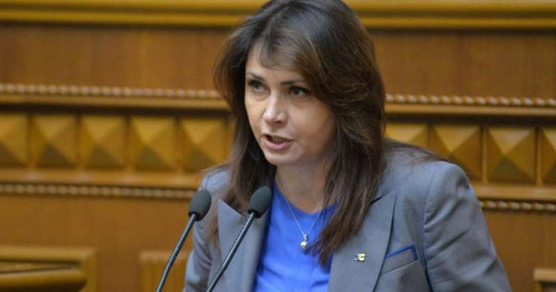 У ВР закликали Шмигаля невідкладно відкликати лист МЗС про зупинку надання консульських послуг У ВР закликали Шмигаля невідкладно відкликати лист МЗС про зупинку надання консульських послуг