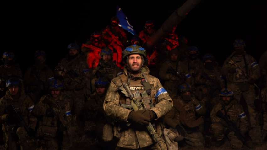 Чи повинна Україна підтримувати збройну боротьбу проти режиму Путін у Росії: опитування Чи повинна Україна підтримувати збройну боротьбу проти режиму Путін у Росії: опитування