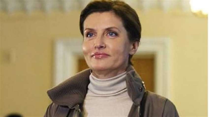 Марині Порошенко вручили повторну повістку на допит її чоловіка 