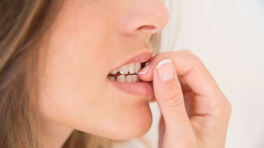 Чем опасна для здоровья привычка грызть ногти Чем опасна для здоровья привычка грызть ногти