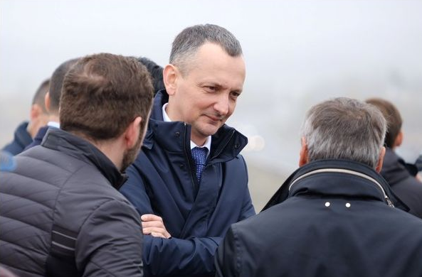 Трассы в регионах будут обслуживать частные компании, - советник премьера Голик