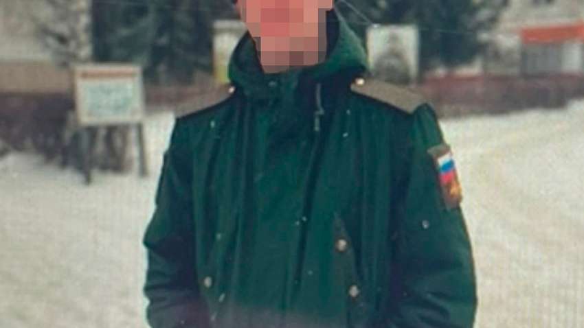 25-річний хлопець із Закарпаття вступив до російської армії та присягнув на вірність Путіну (ФОТО) 25-річний хлопець із Закарпаття вступив до російської армії та присягнув на вірність Путіну (ФОТО)