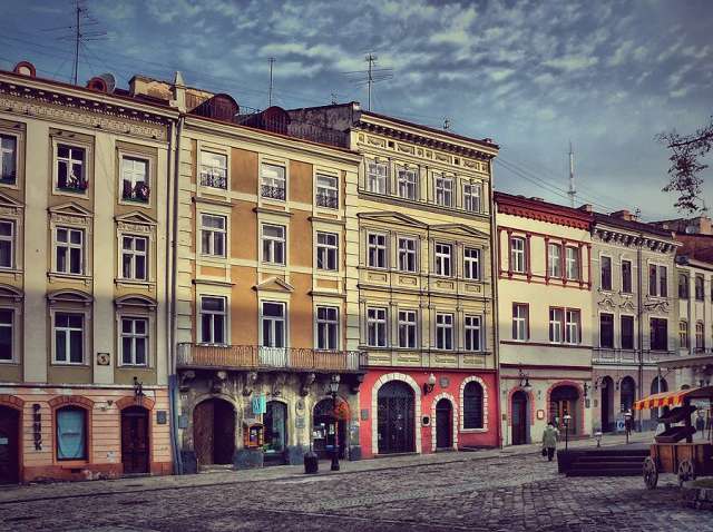 Во Львове владельцев квартир оштрафовали за замену окон