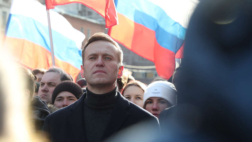 Навальный впал в кому