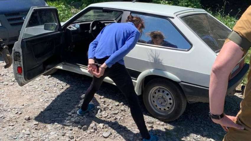 Передавал ФСБ информацию о военных объектах: житель Хмельницкой области добровольно сотрудничал с РФ