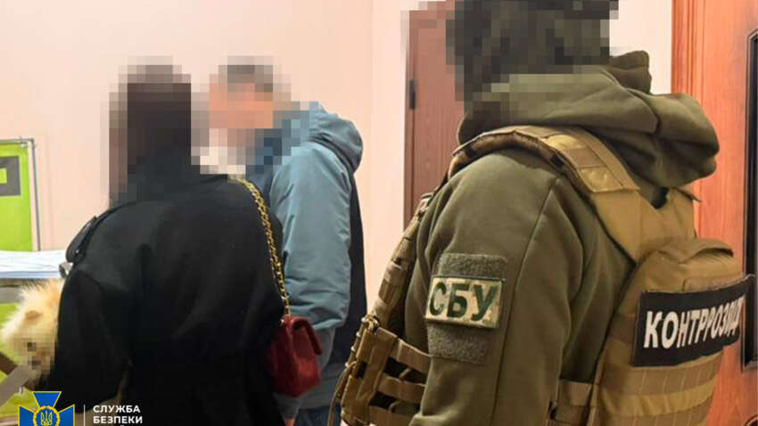 Любовь и страх как оружие – в Сумах разоблачили мошеннический колл-центр, который выманивал деньги у подростков и военных