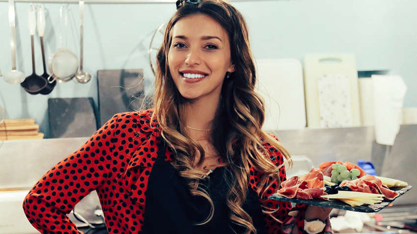 Українські зірки зізналися, скільки грошей витрачають на місяць