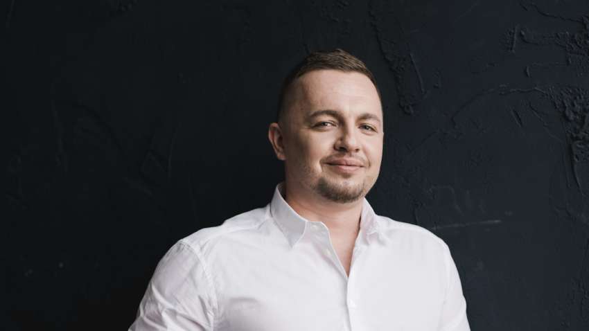 Как меценат Олег Крот спасает свое арестованное имущество