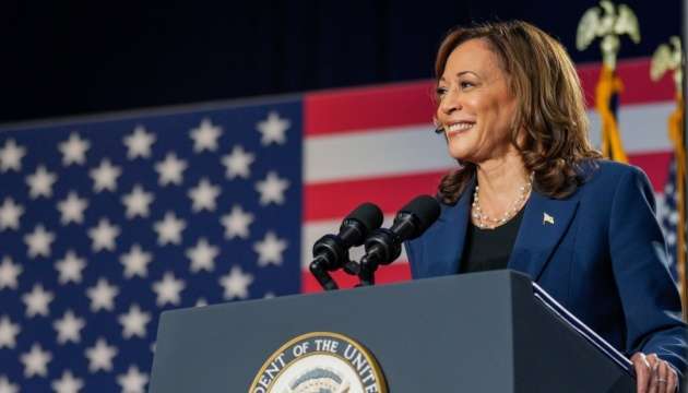 Гаррис за несколько дней до выборов обратилась к Трампу с провокационным предложением