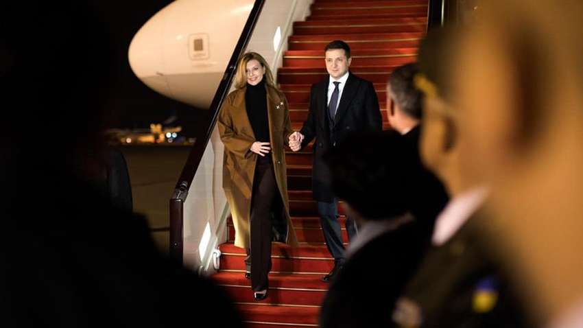 Зеленский с женой прилетели в Азербайджан