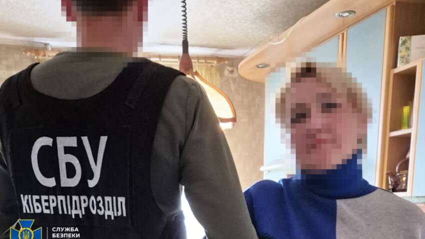 Неочікуваний поворот: шпигунка у формі касира