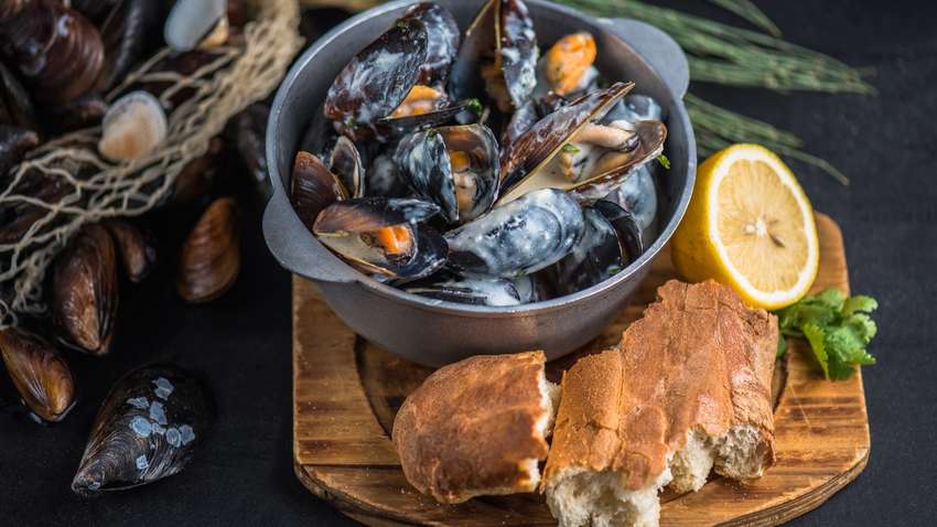 Экстремальная жара оставила целую страну без деликатеса: моллюски исчезли