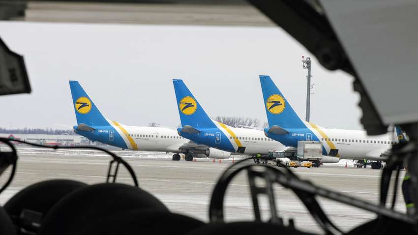 Военное положение в Нагорном Карабахе: МАУ отменяет рейсы в Армению Военное положение в Нагорном Карабахе: МАУ отменяет рейсы в Армению