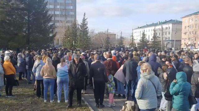 Невдоволені росіяни вийшли на мітинг із претензіями: що вимагають від Путіна