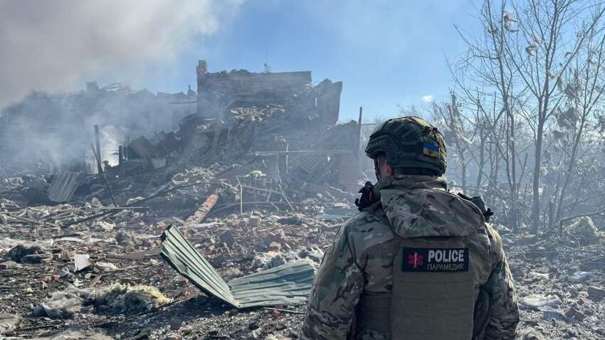 Авиабомбардировке подвергся город на Донетчине: есть погибшие и раненые