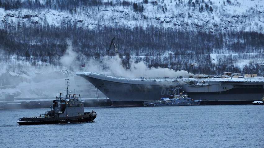 Пожар на авианосце "Адмирал Кузнецов": число пострадавших увеличилось до 14 человек