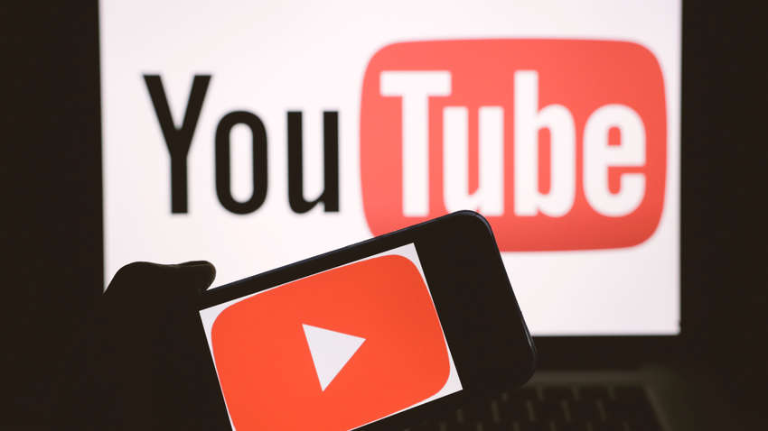 15 років тому в цей же день завантажили перше відео на YouTube