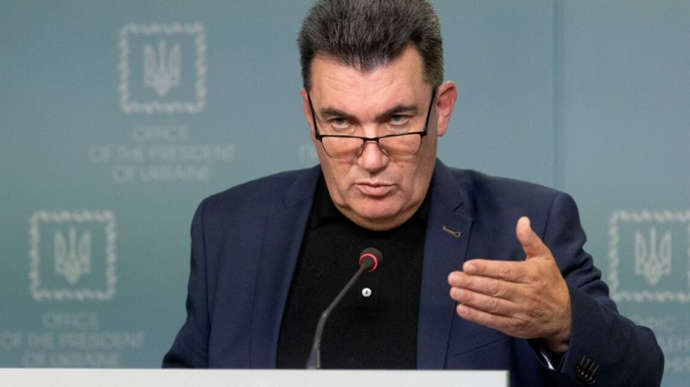 Данилов: Кремль начинает "умолять" о переговорах – в ответ Украина выставила 4 требования Данилов: Кремль начинает "умолять" о переговорах – в ответ Украина выставила 4 требования