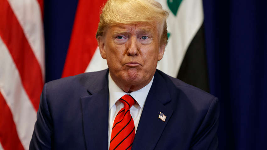 Трампа пригласили принять участие в  слушаниях по делу об импичменте