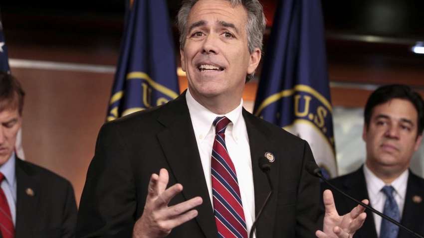 Выборы в США: конкурент Трампа среди республиканцев снял свою кандидатуру