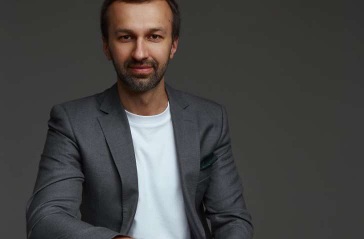 Екснардеп Лещенко прокоментував відео, на якому людина, схожа на ньго, вживає наркотики (ВІДЕО) Екснардеп Лещенко прокоментував відео, на якому людина, схожа на ньго, вживає наркотики (ВІДЕО)