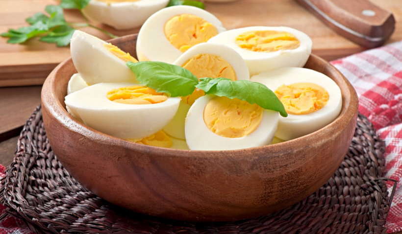 Большинство людей ест ядовитые яйца: как этого избежать