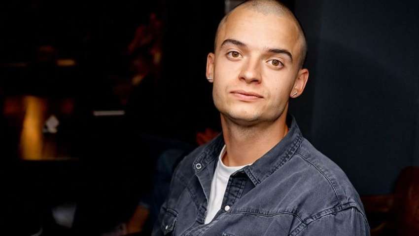 "Це вибір хлопців – гинути": відомий комік розповів, як втік з України під час війни