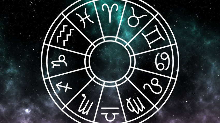 Гороскоп на 12 вересня: кому не варто нічого давати в борг
