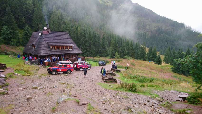 В Польше молния убила четырех человек: среди них двое детей