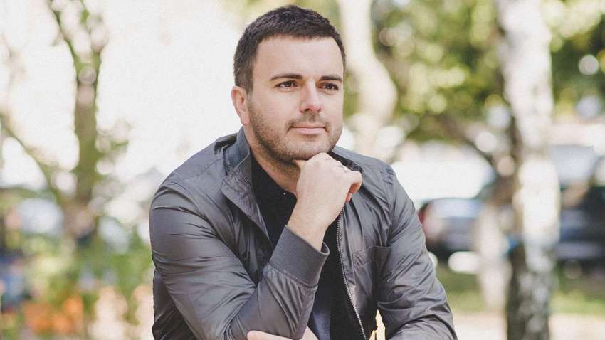 «Холостяк» воєнного часу, підтримка Польщі та важливість ЗМІ: Григорій Решетник про життя в реаліях війни 