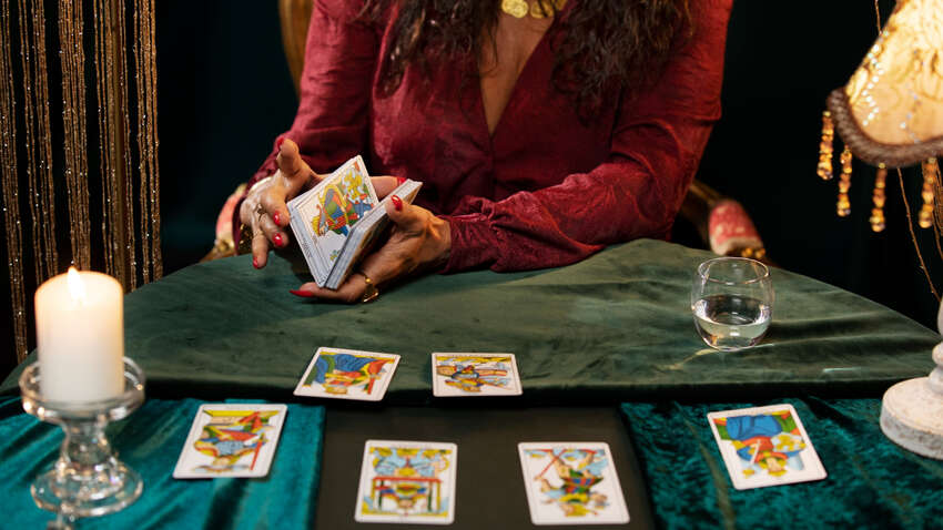 Що чекає кожен знак зодіаку 13 березня: Таро прогноз на день Що чекає кожен знак зодіаку 13 березня: Таро прогноз на день