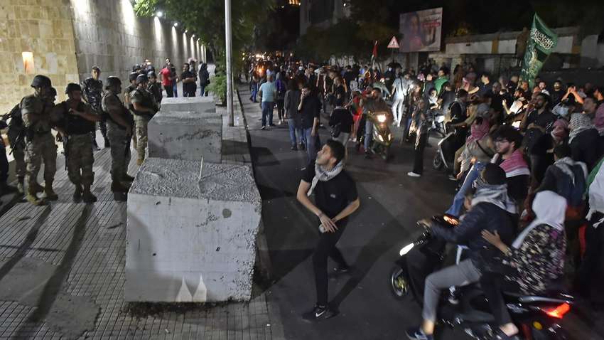  Ситуация накаляется: Израиль нанес авиаудару по столице Ливана (ВИДЕО)