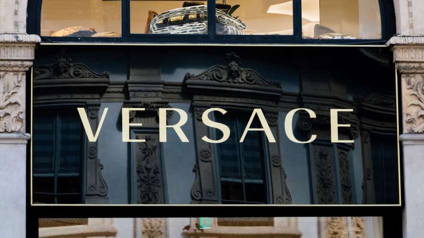 Повна рівноправність: Versace об'єднали чоловічу і жіночу лінії