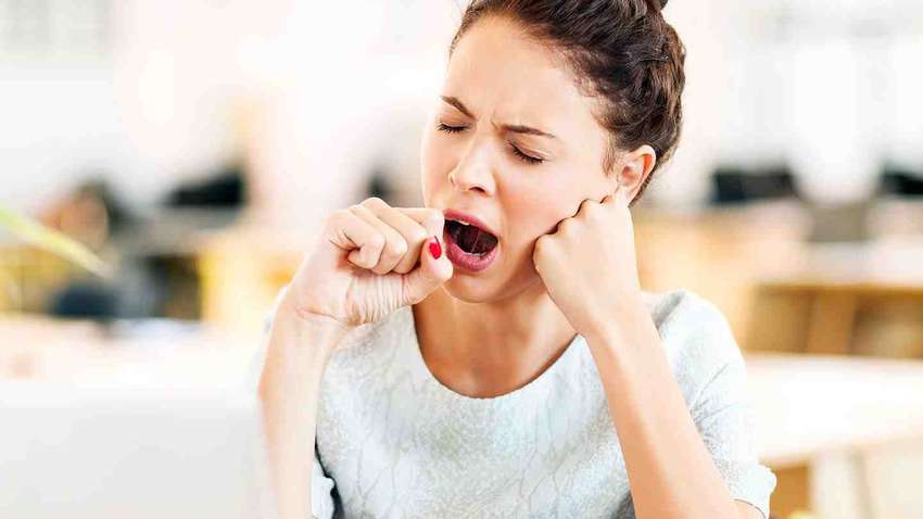 Частую зевоту назвали признаком опасных заболеваний